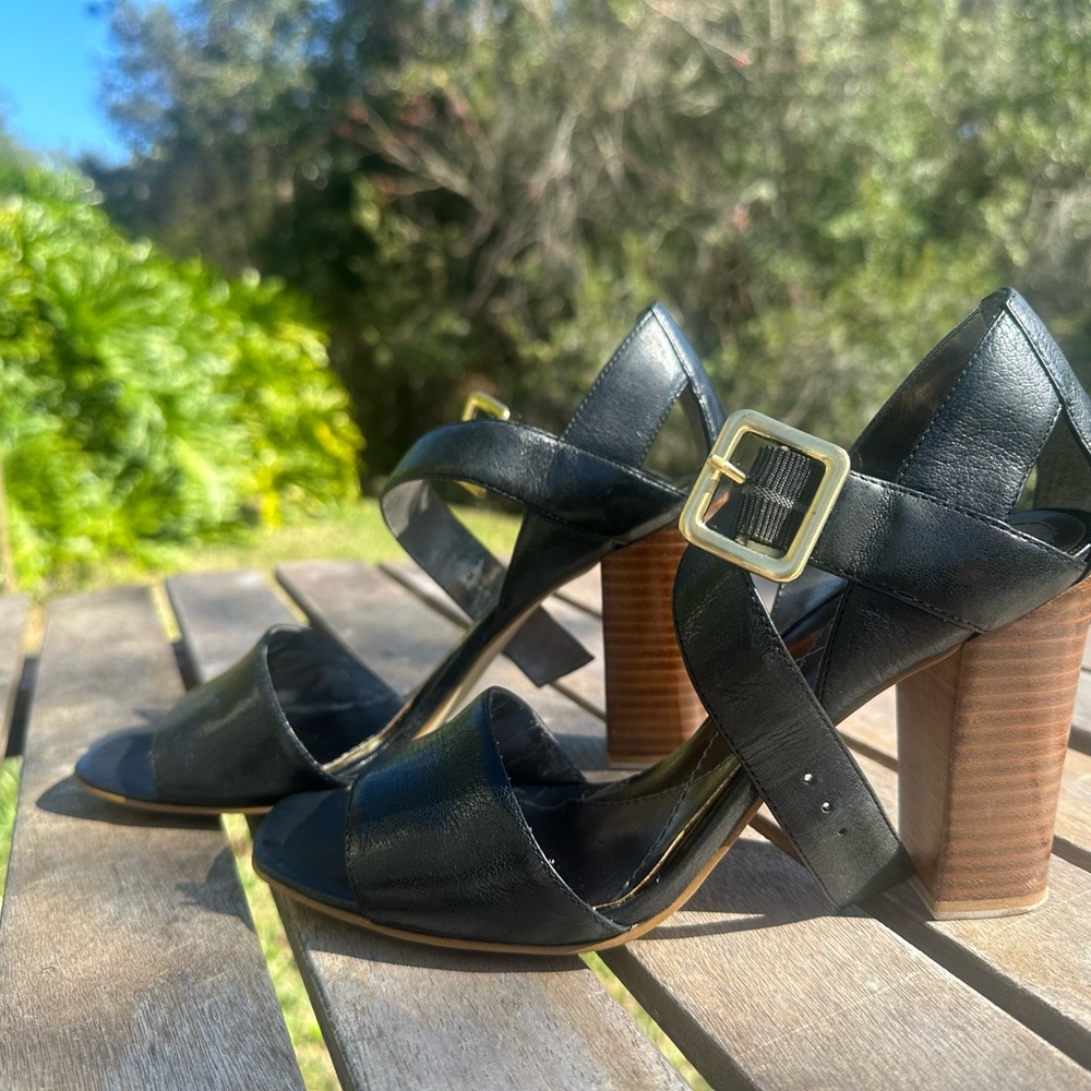 Enzo Angiolini heels sandals,size 6